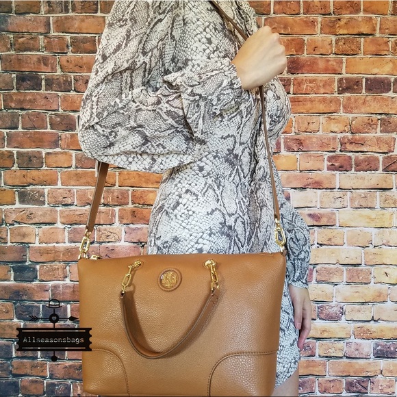 Tory Burch Handbags - 🔽Tory burch whipstitch slouchy crossbody satchel